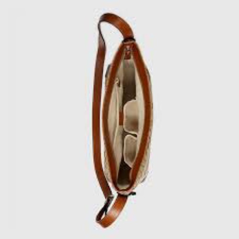 GUCCI | Large original GG canvas messenger bag - Picture 7 of 17